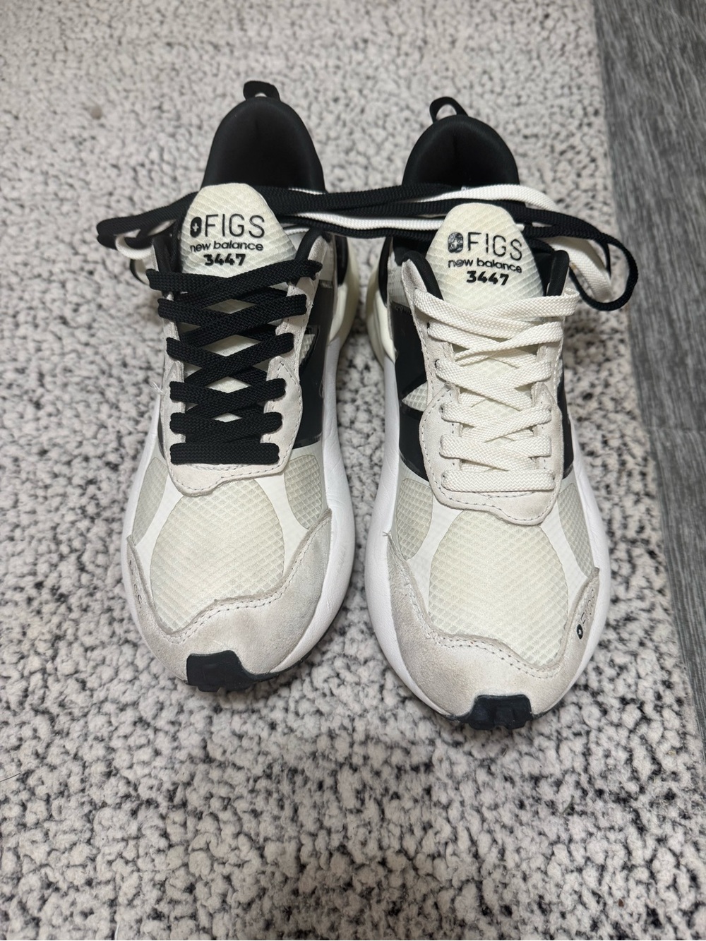 Figs New Balance 3447